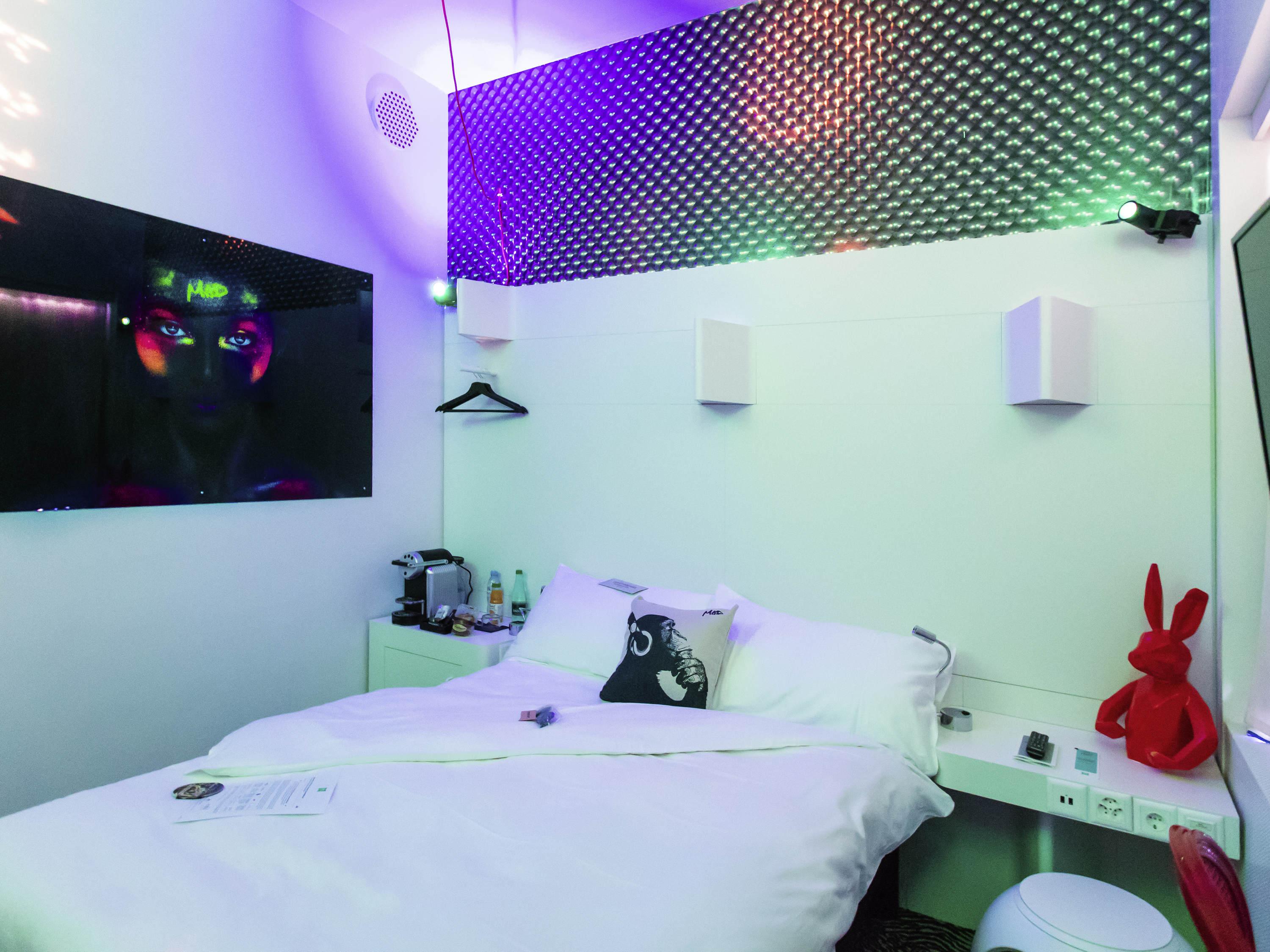 Hotel Ibis Styles Center Madhouse 3*